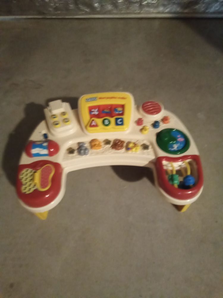 Table d'activit� 10 Vitr� (35)