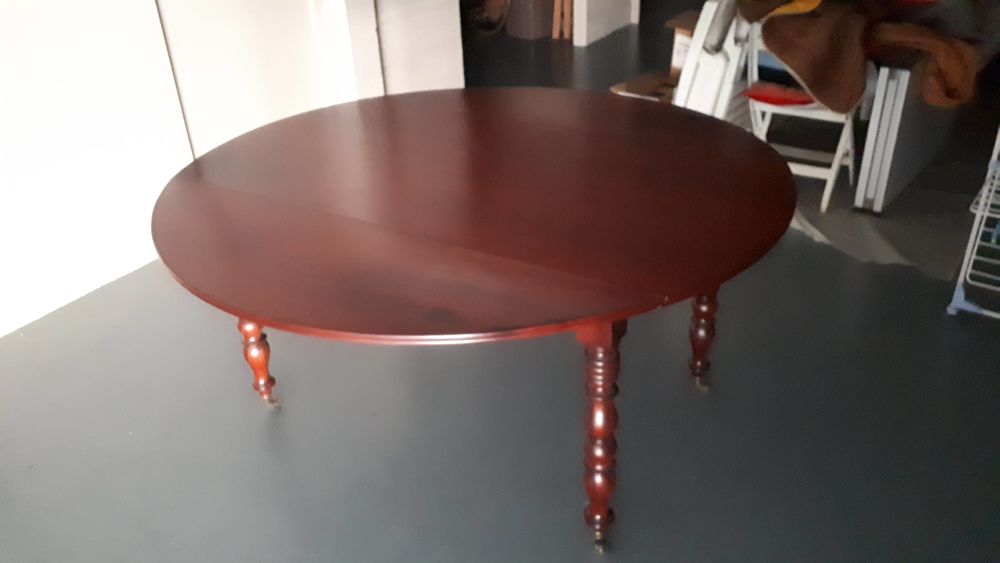 Table ancienne en acajou massif 250 Croissy-sur-Seine (78)