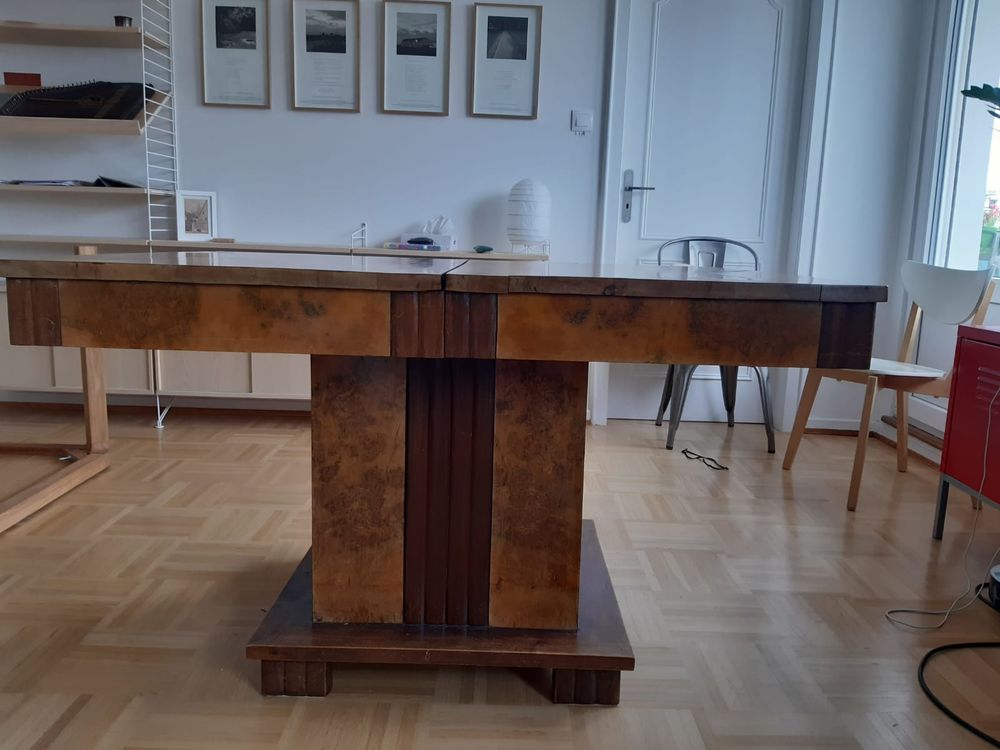 table  ancienne avec rallonge 
date des ann�es 1930/1935 0 Strasbourg (67)