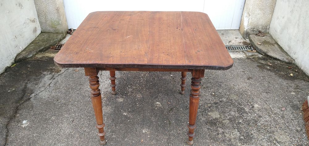 Table ancienne en ch�ne 45 Jou�-l�s-Tours (37)