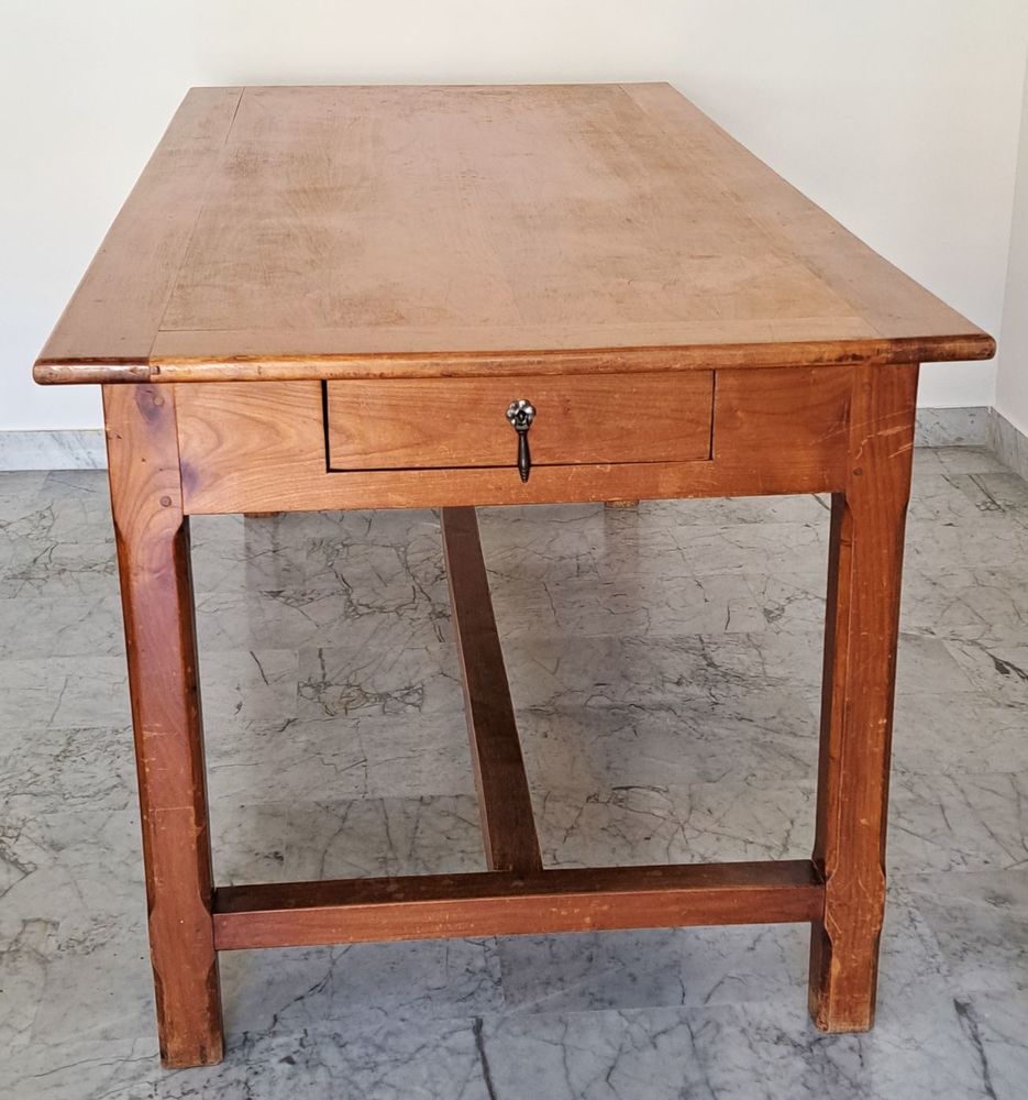 Table ancienne en merisir massif 450 Nice (06)