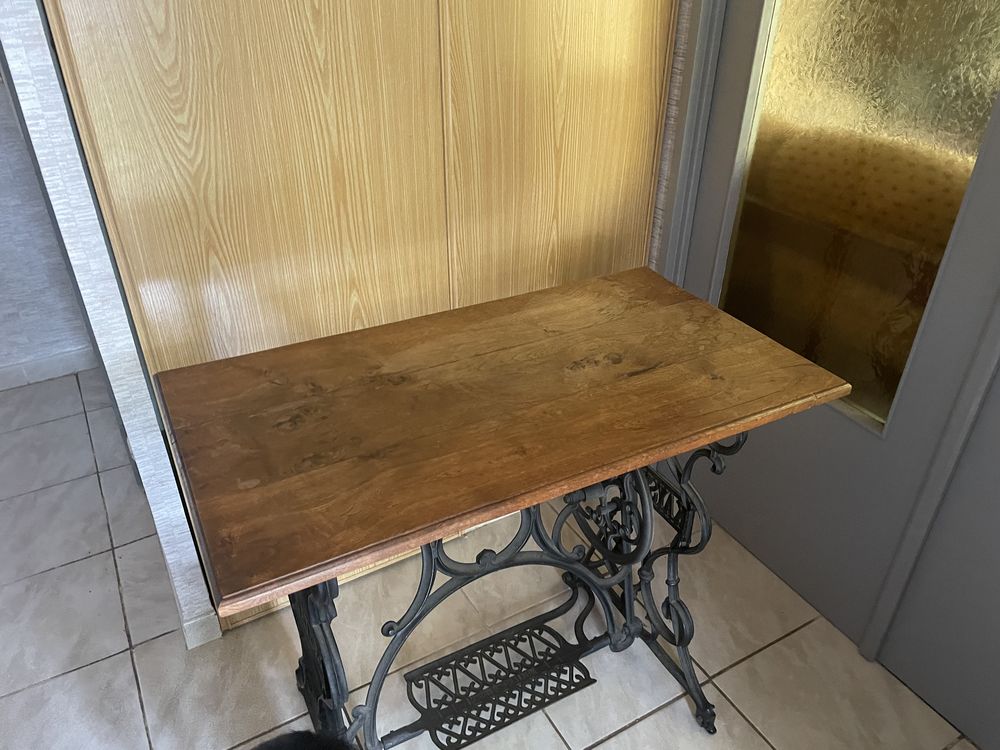 Table ancienne pour machine � coudre 50 Pont-P�an (35)