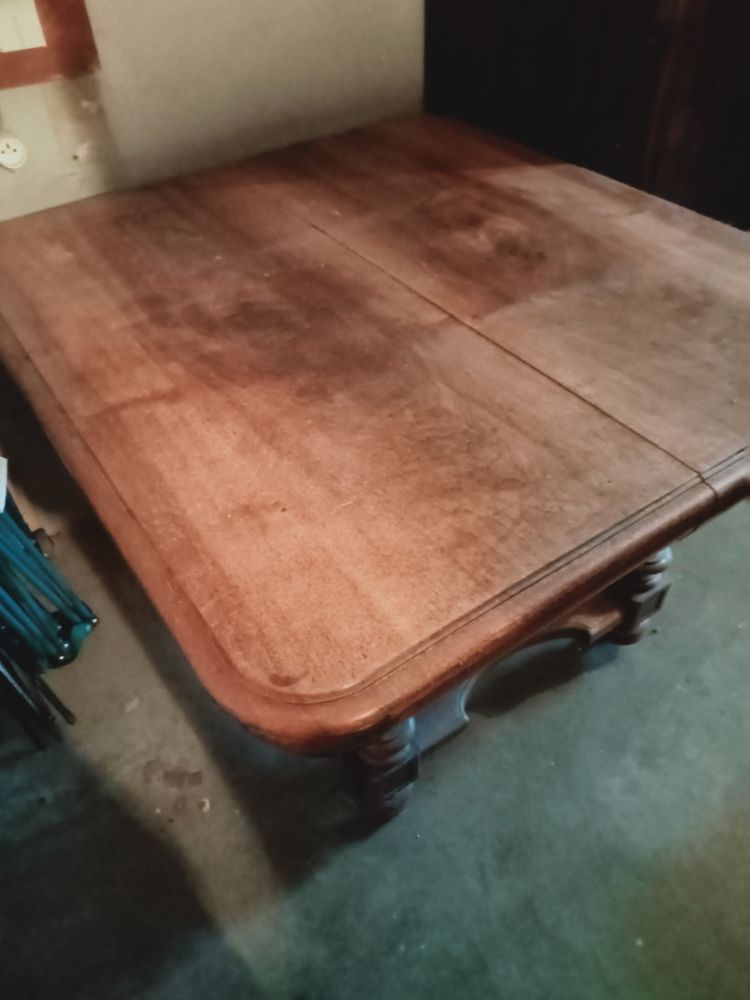 Table ancienne type Henri II 50 Monteux (84)