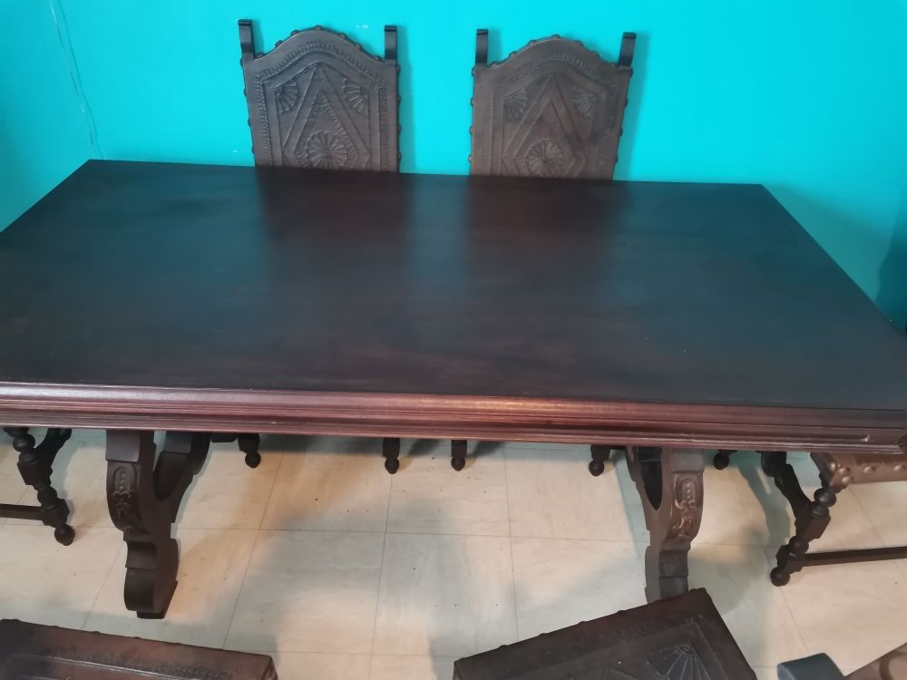 Table ancienne de valeur 200 Chalon-sur-Sa�ne (71)