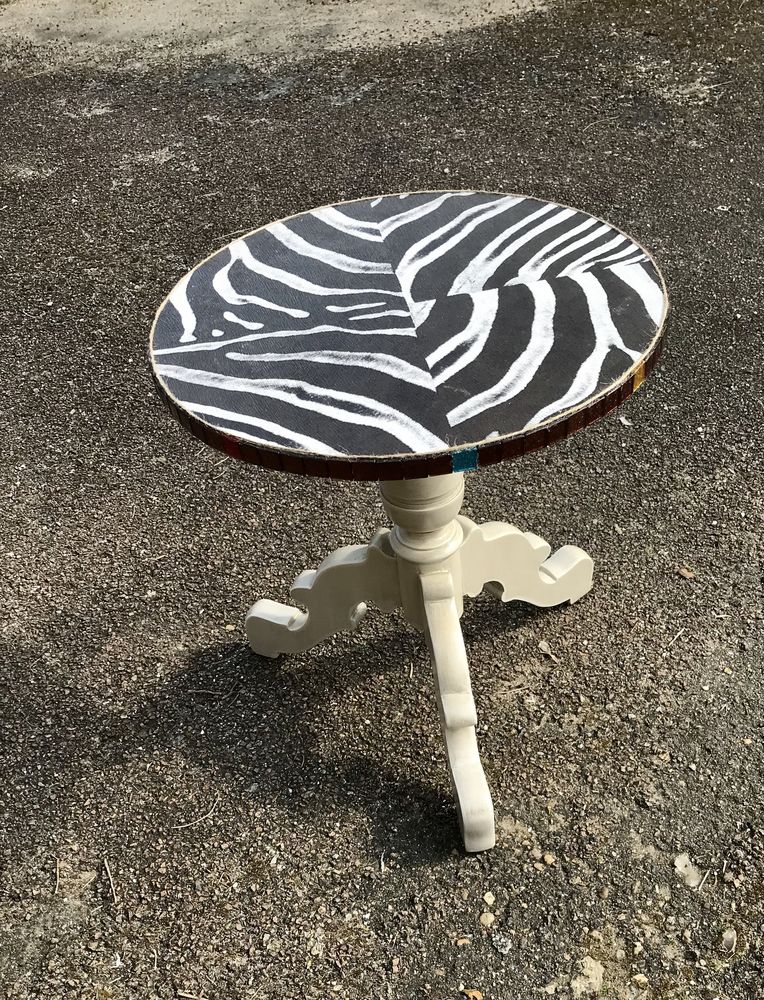 Table aspect Afrique z�br�e unique de collection 80 Paris 20 (75)