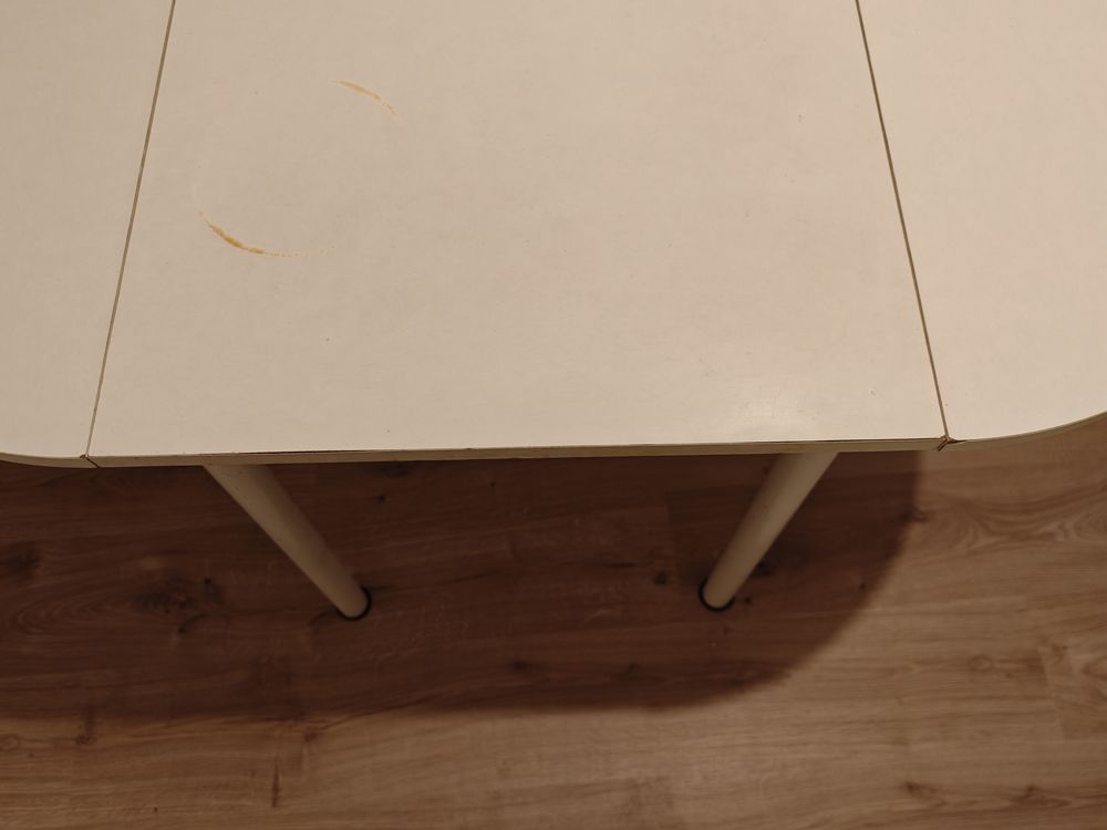 Table avec bords pliants 5 Aubervilliers (93)