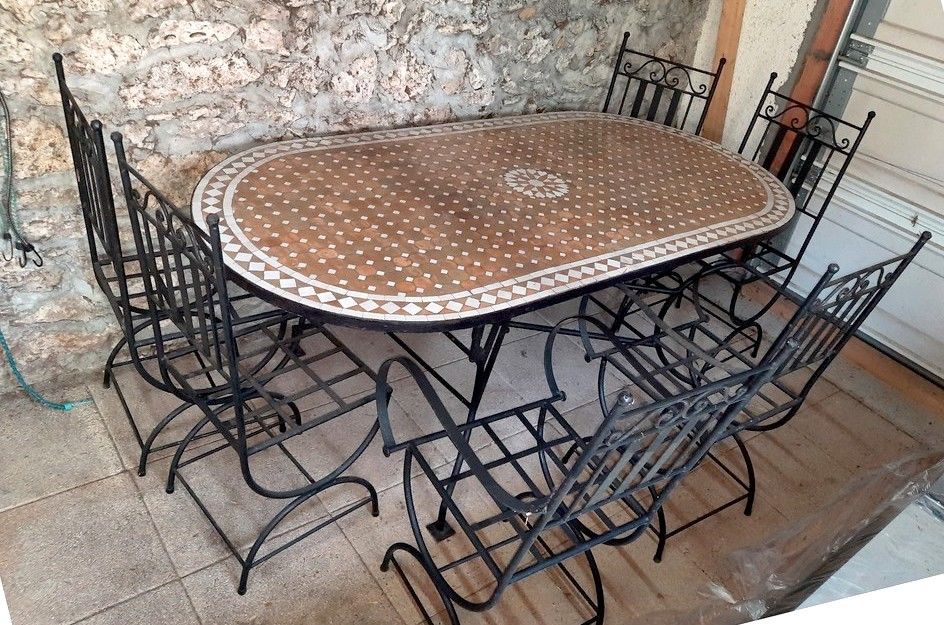 table avec chaises en fer forg� 280 Barsac (33)