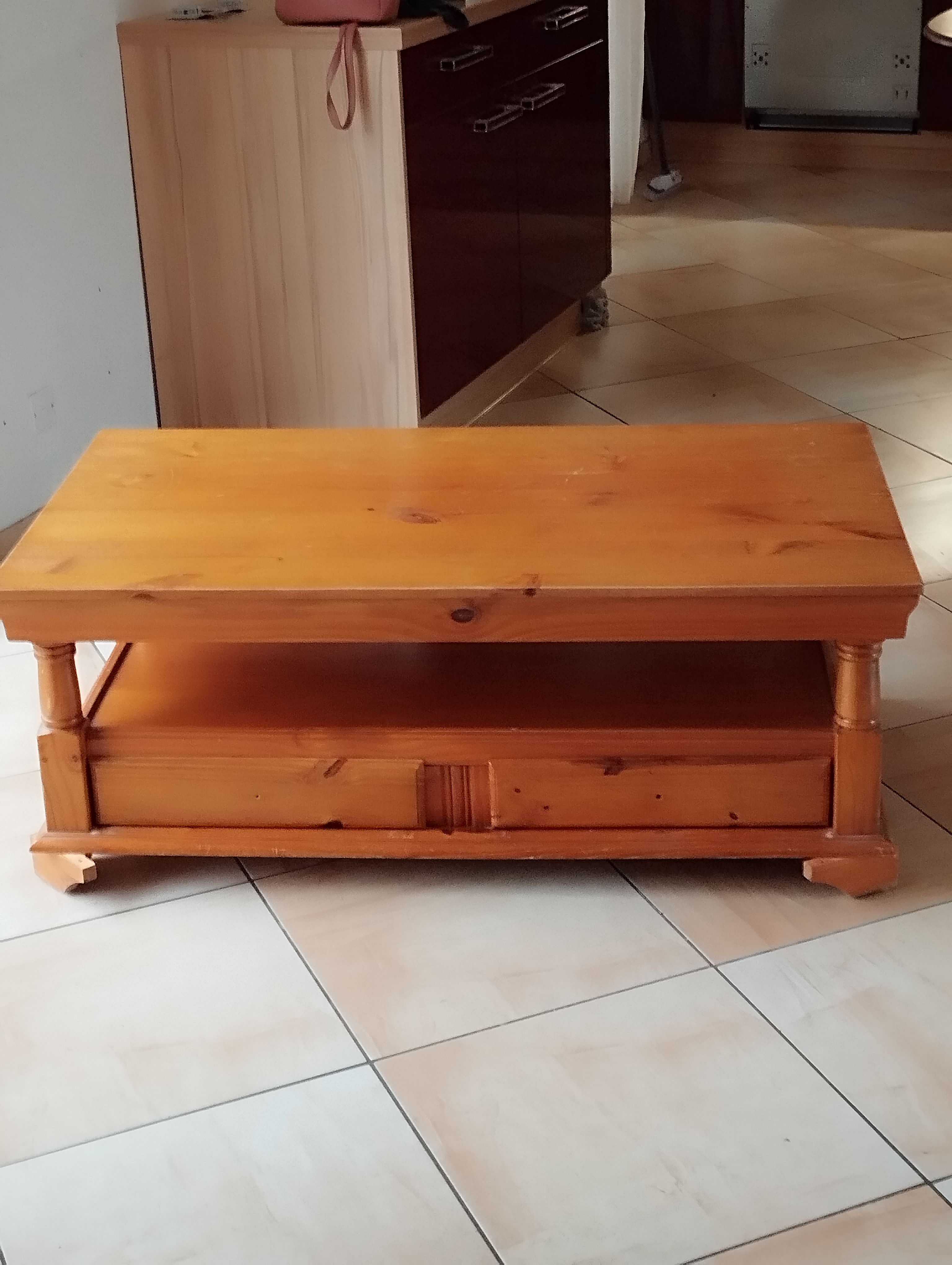 Table  en pin avec rallonge 25 Venansault (85)