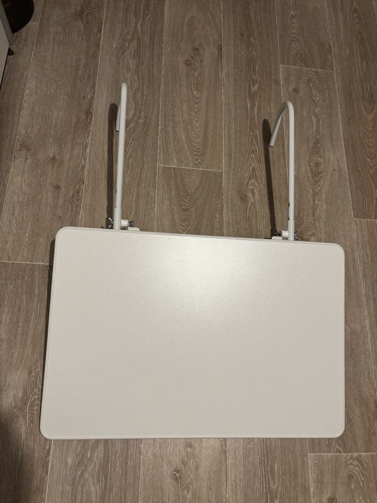 Table de balcon 12 Cambrai (59)