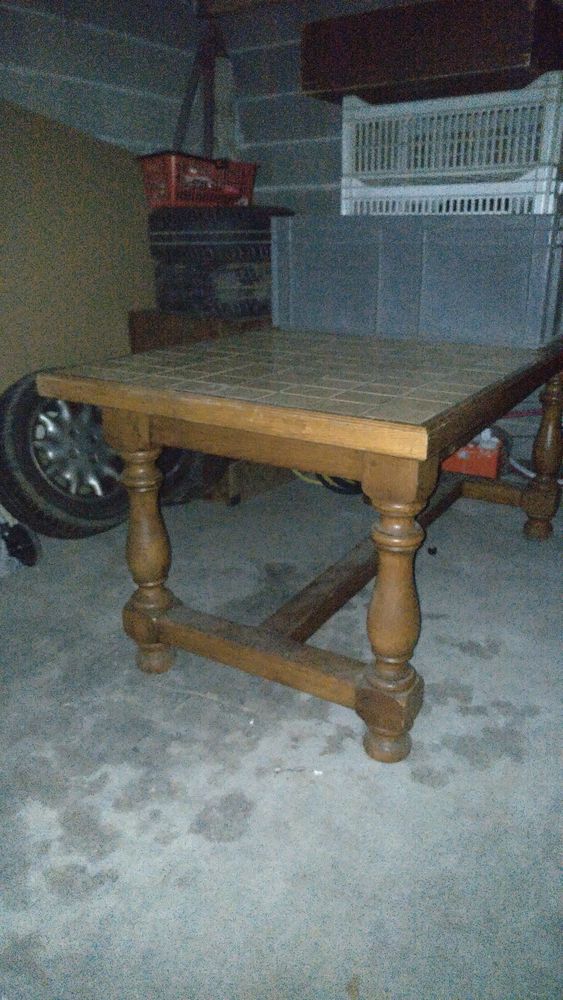 Table et banc personnalis�s en ch�ne massif. 0 La Ravoire (73)