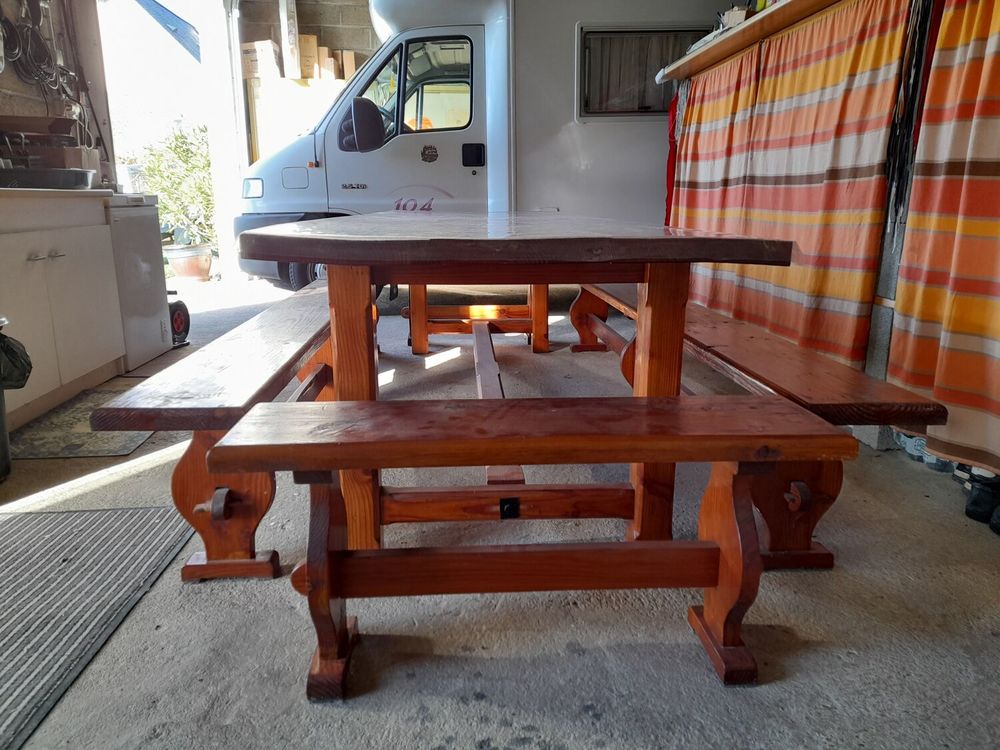 Table + Bancs 750 Ch�teau-Gontier (53)