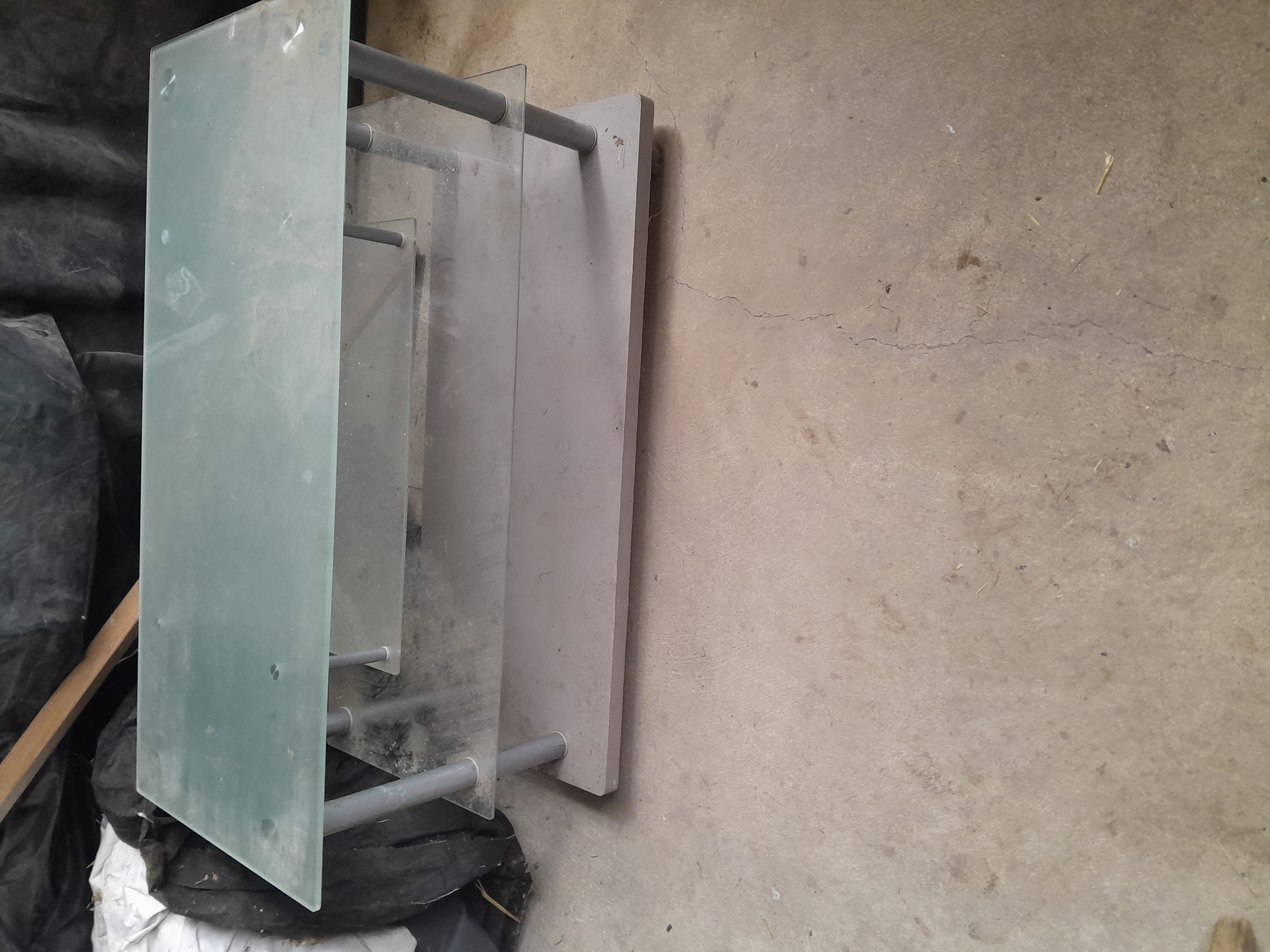 Table base 30 Garges-l�s-Gonesse (95)