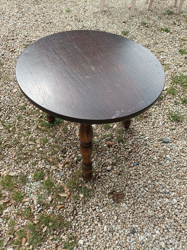 Table basse appoint bois massif pieds tripode  dpm 0923009 33 Ploubazlanec (22)