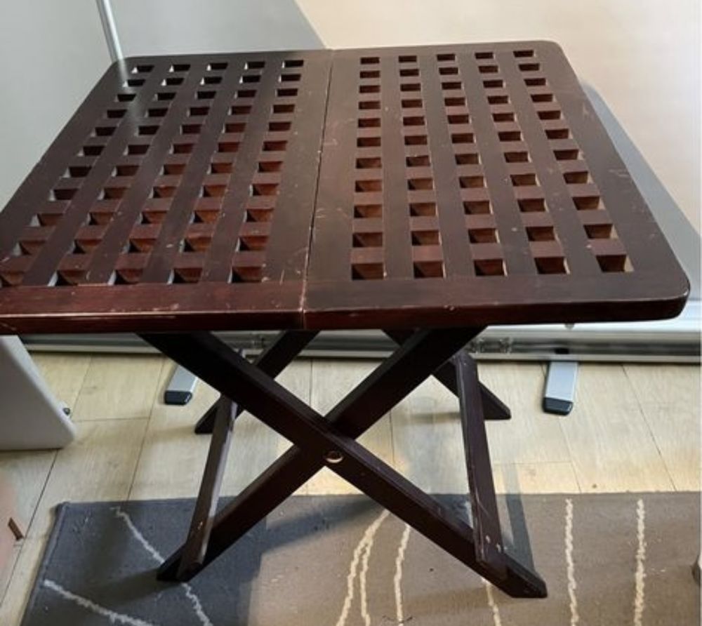 Ikea - Redesigned by Glenn Berndtsson - Table d'appoint