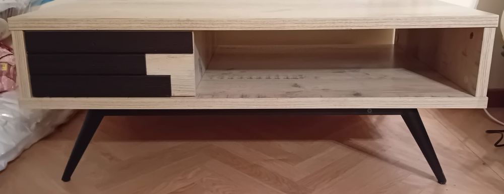 TABLE BASSE AVEC UNE NICHE 70 Hanches (28)