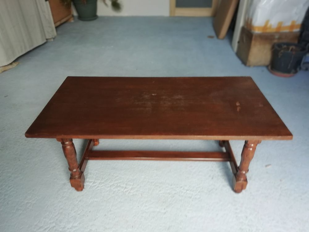 table basse de belle facture vernis 60 Toury (28)