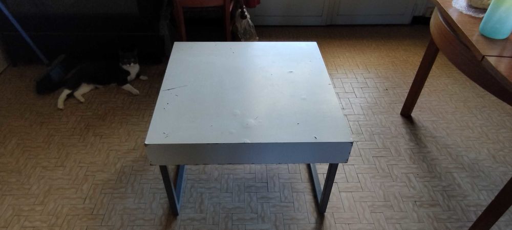 table basse blanche 10 Saint-Gaultier (36)