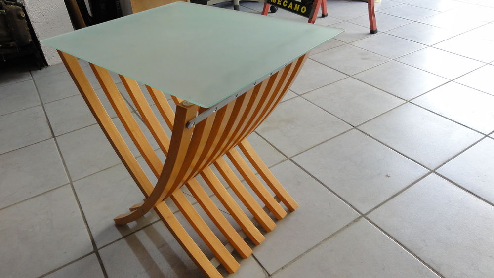 Table basse en bois dessus verre opaque ikea 10 Saint-Paterne (72)
