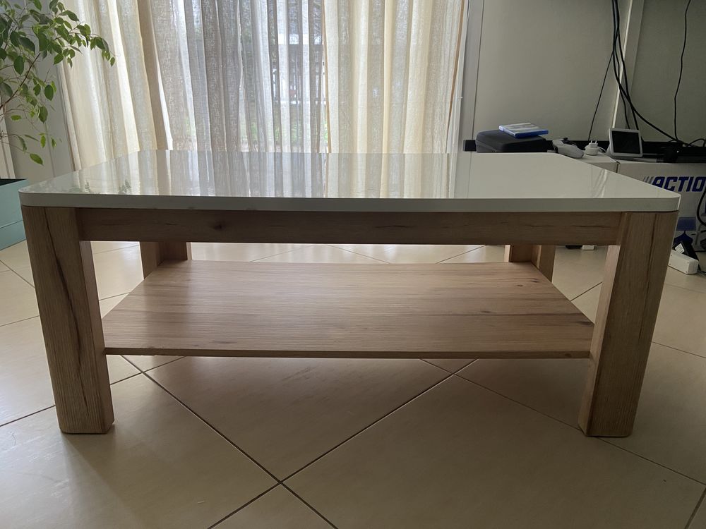 Table basse bois blanc (table salle � manger assortie) 50 Saint-Priest (69)