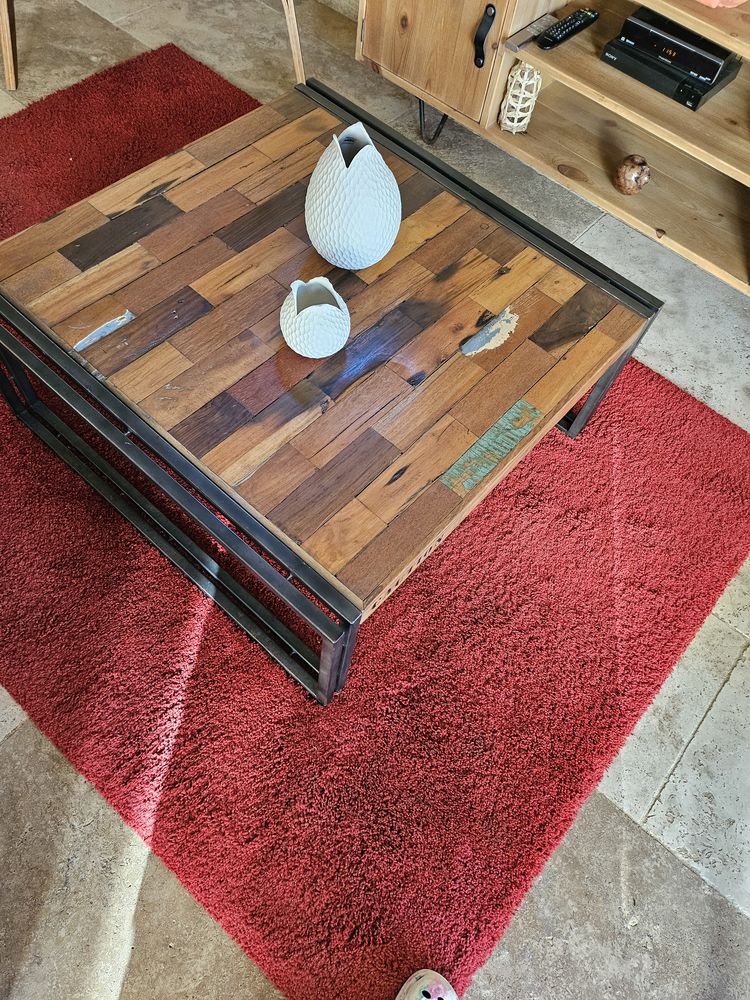 table basse en bois recycl� et m�tal 180 Les Junies (46)