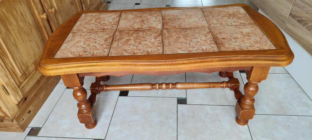 table basse en bois dessus carrel� 29 Saint-Arnoult-en-Yvelines (78)