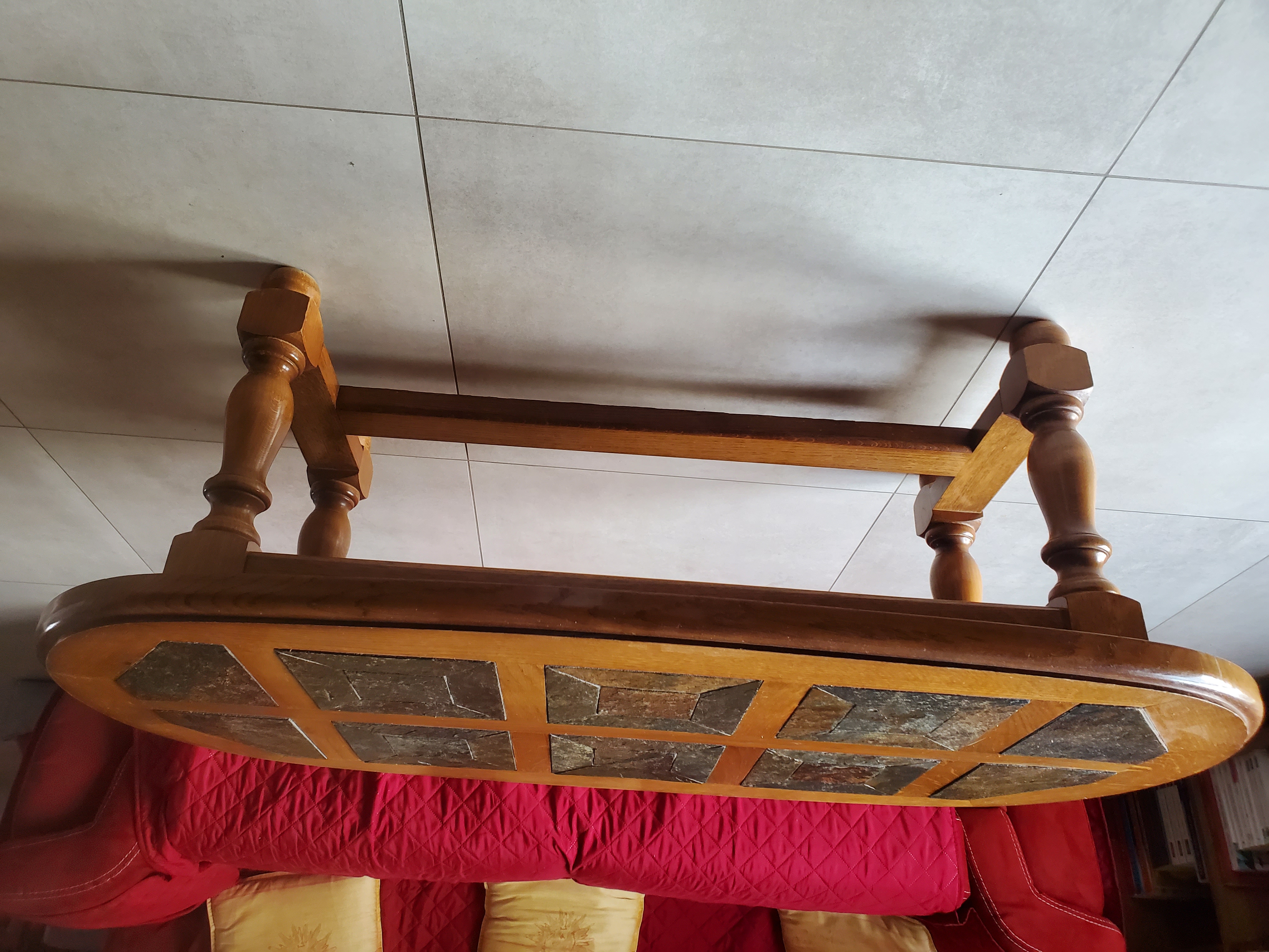 Table basse en bois avec d�corations en pierre 40 Pont-Saint-Martin (44)