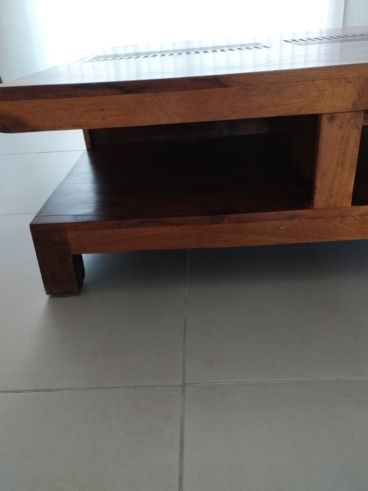 Table basse + bout canap� 
80 Carpentras (84)