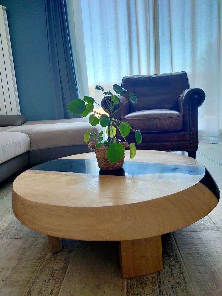 Table basse ch�ne massif 1990 Savigny-le-Temple (77)