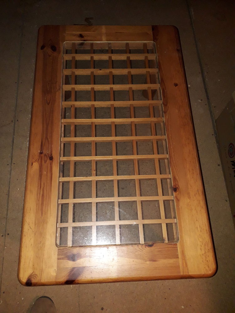 table basse contemporain et petit tabouret 0 Bassussarry (64)