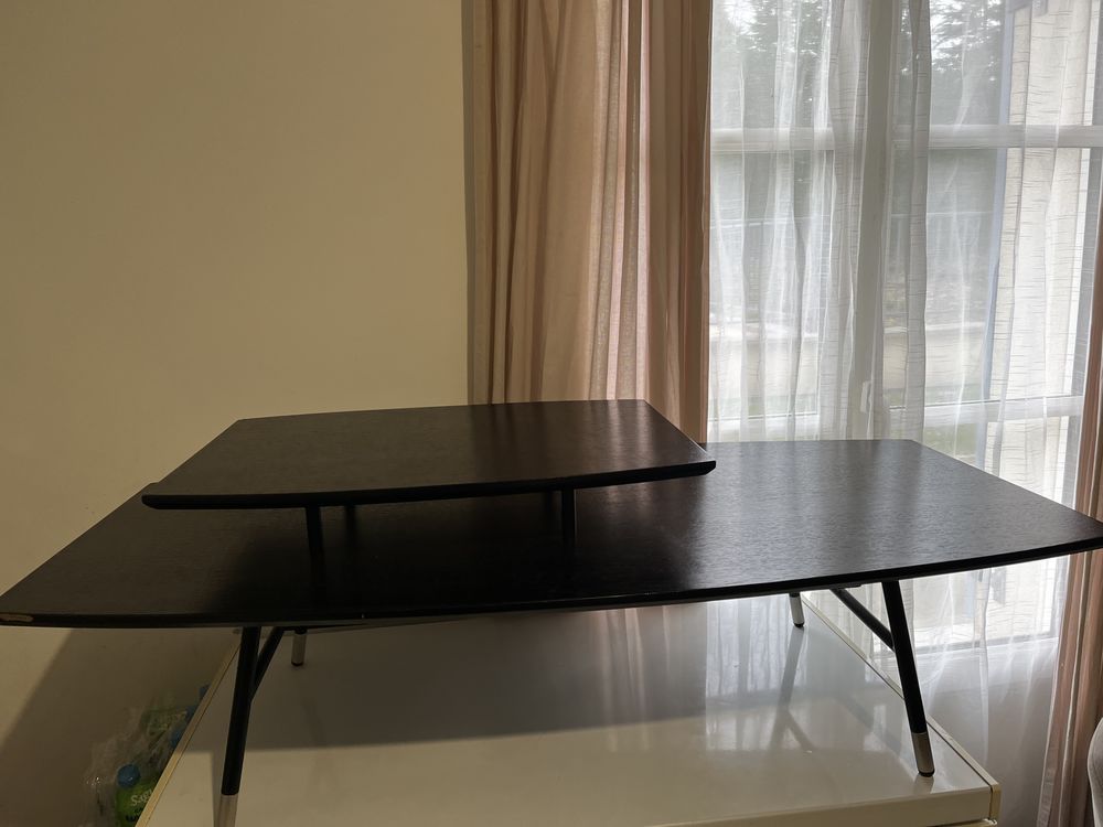Table basse de Cuir Center , �tat neuf 150 Orry-la-Ville (60)