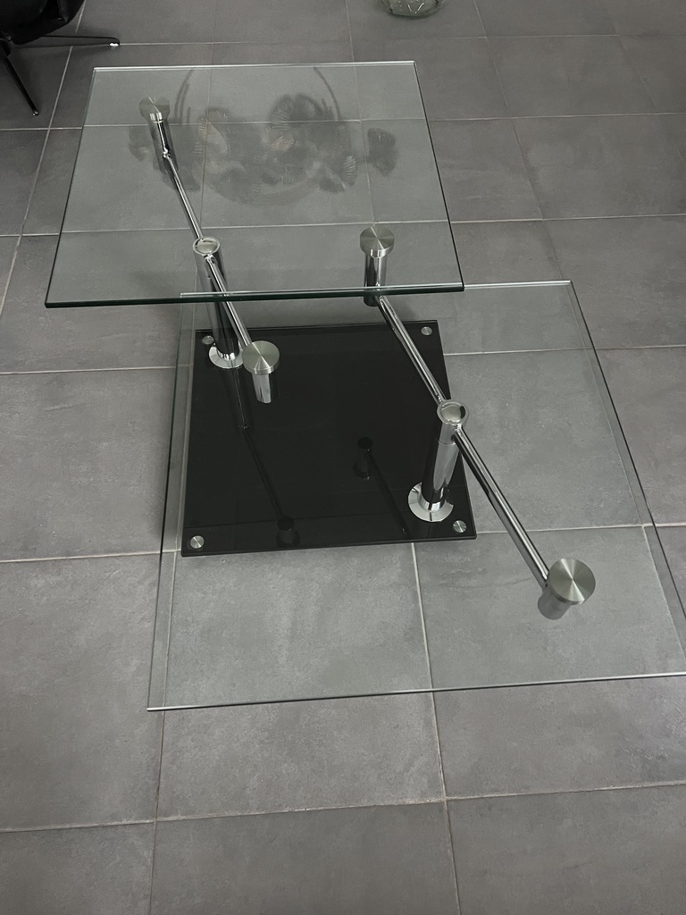Table basse double plateau en verre et m�tal chrom� 200 La Tessoualle (49)