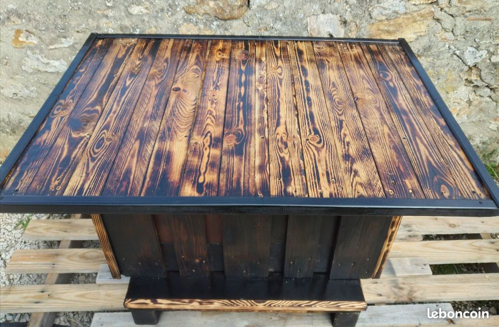 TABLE BASSE FABRICATION BOIS PALETTES AVEC PIEDS . 0 �pernay (51)