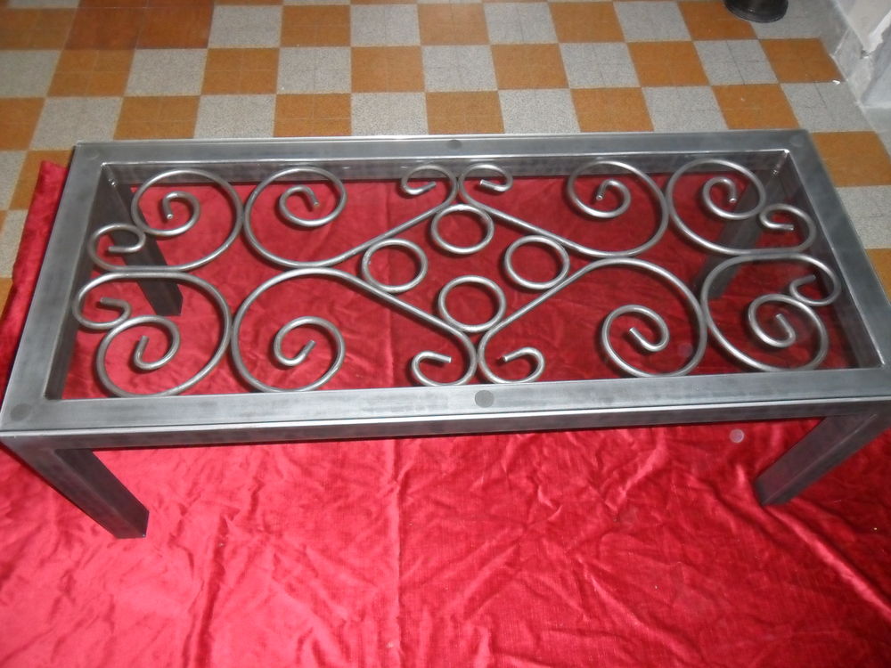 table basse ferronnerie 390 Accolay (89)