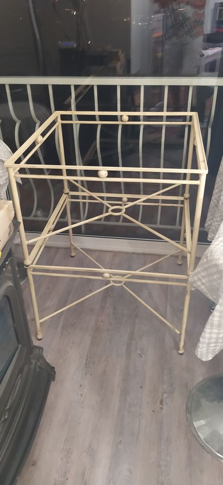 table basse en fer forg� 30 Tourette-du-Ch�teau (06)