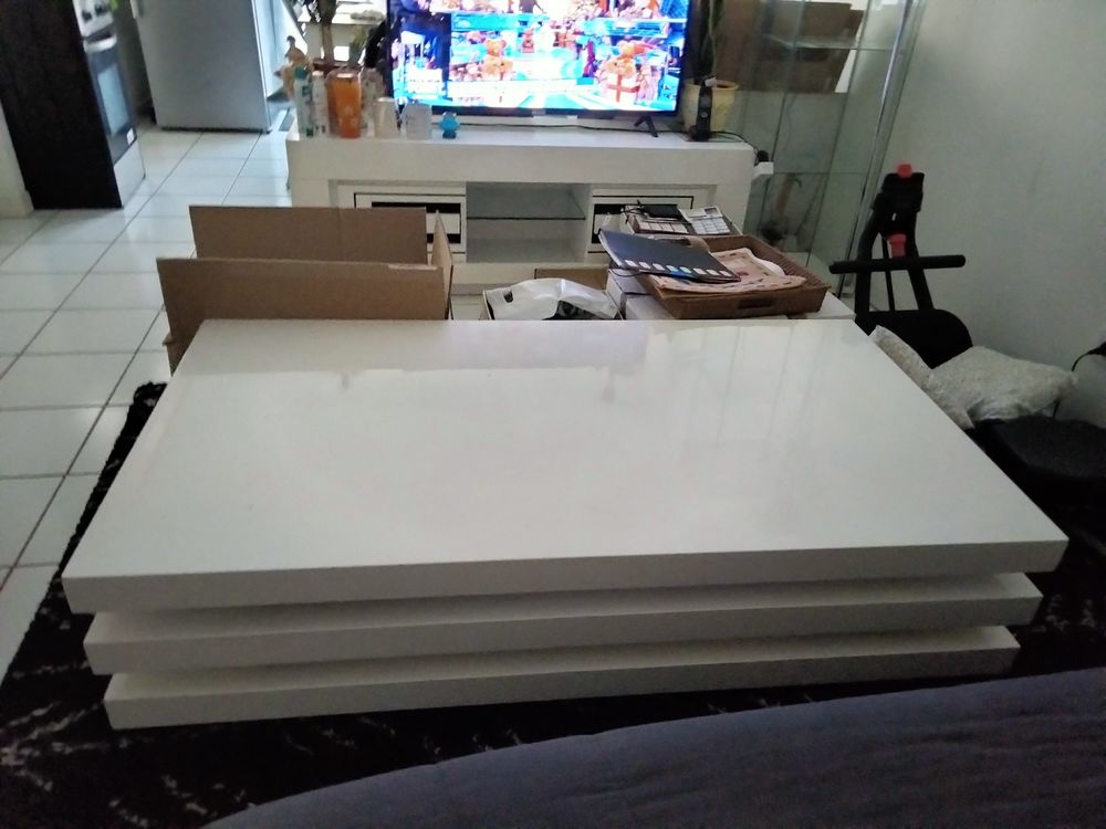 Table basse laqu�e blanc 0 Geneston (44)
