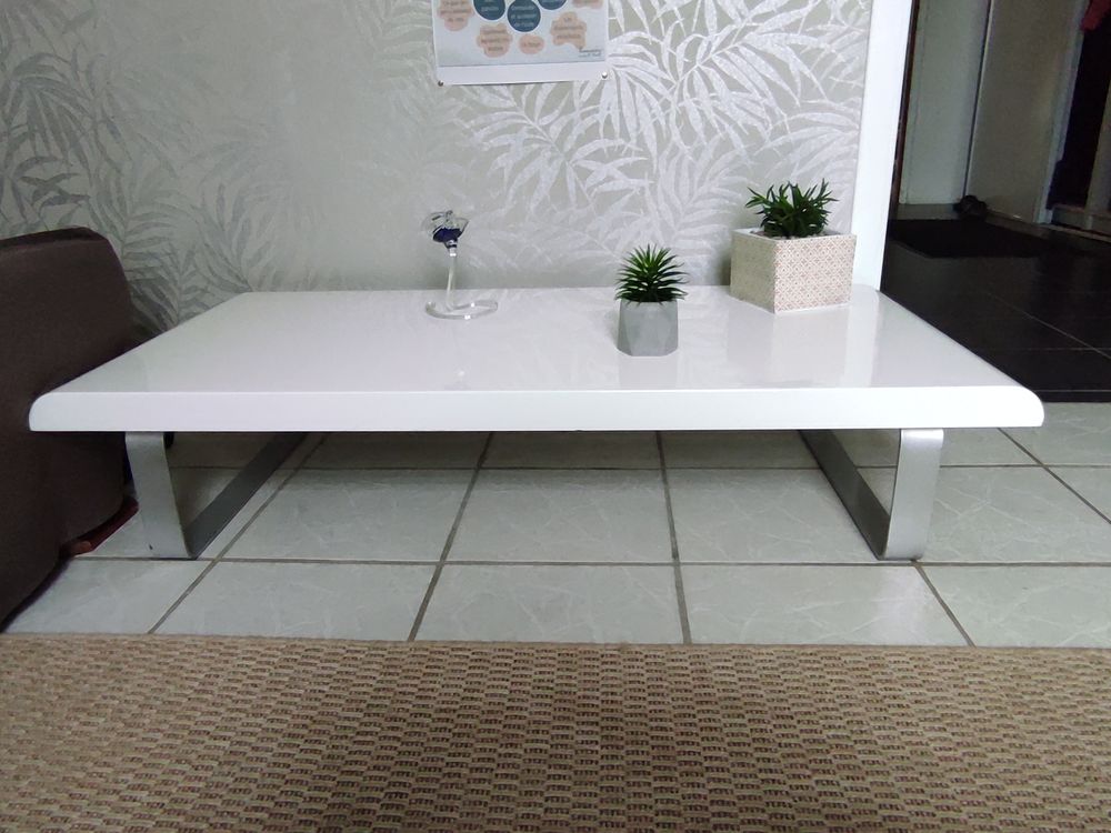 Table basse laqu�e blanche dimensions 120/58cm 28 Odos (65)