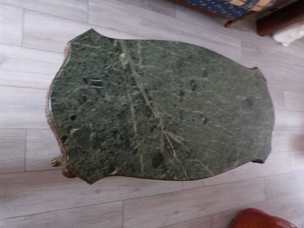 Table basse en marbre. 200 Villedaigne (11)