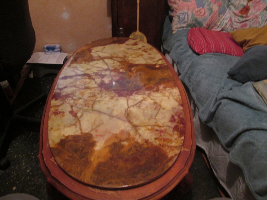 Table basse marbre rose et en  bois de merisier 0 Pouilly-sous-Charlieu (42)