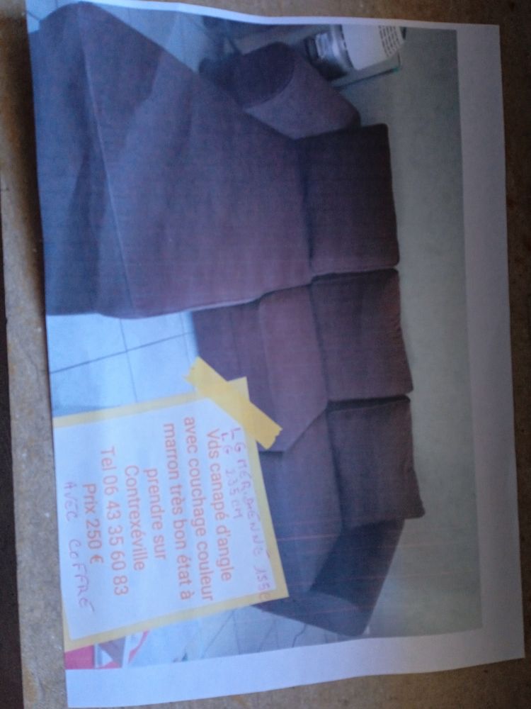 table basse, meuble t�l� avec ses 2 colonnes et 1 canap� 0 Bulgn�ville (88)