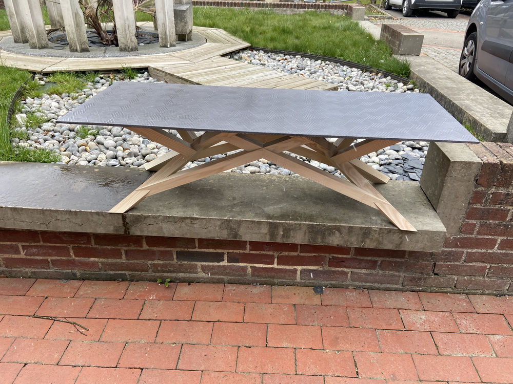 Table basse neuve design bois / b�ton 1950 Mont-Saint-Aignan (76)