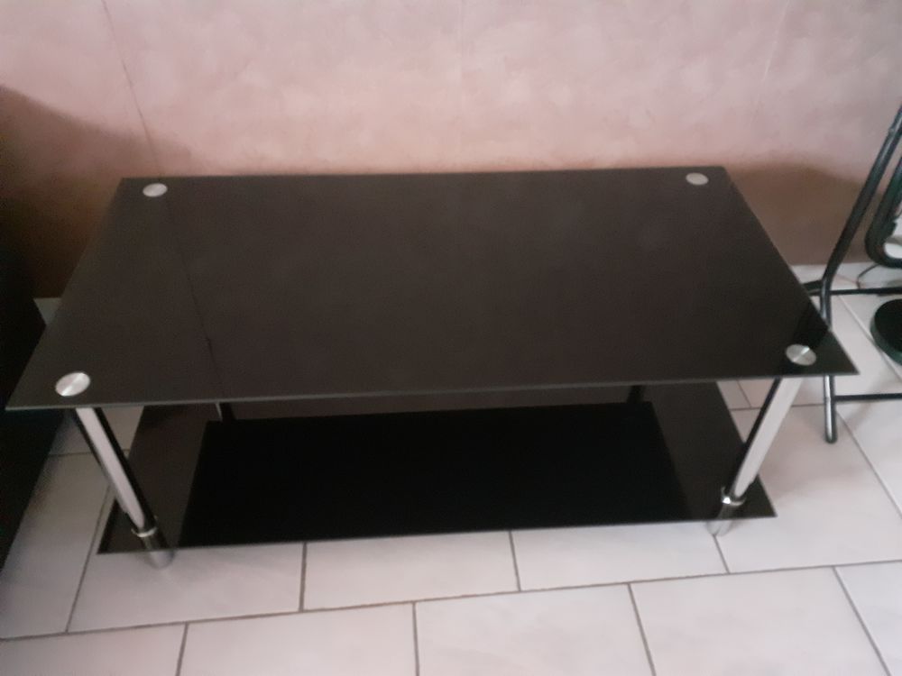 Table basse noire rectangulaire en verre et métal 100x50 cm. 35 Vedène (84)