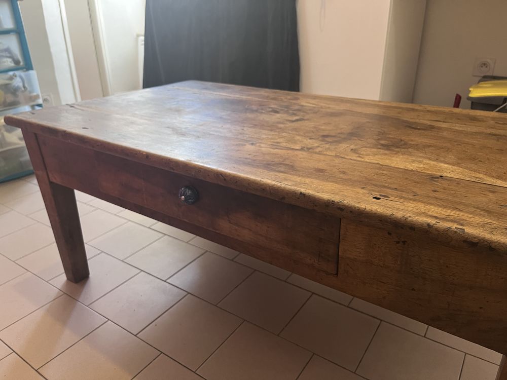 table basse en noyer 300 Aubenas (07)