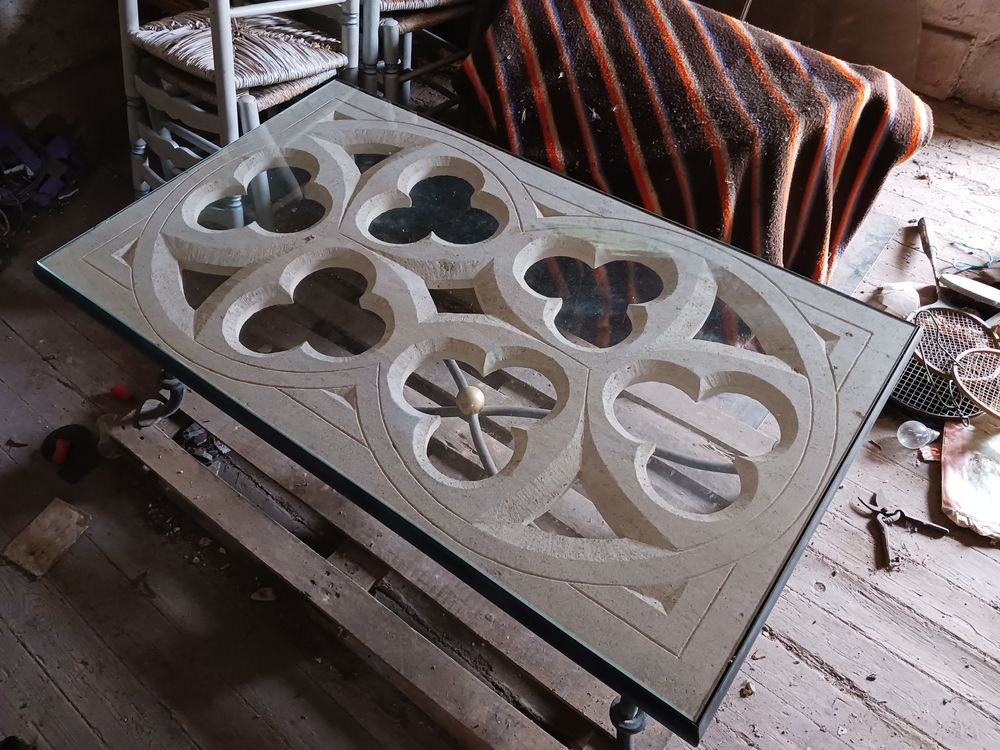 Table basse pi�ce unique TAILLEUR de Pierre MONIN
800 � 600 Conques-sur-Orbiel (11)