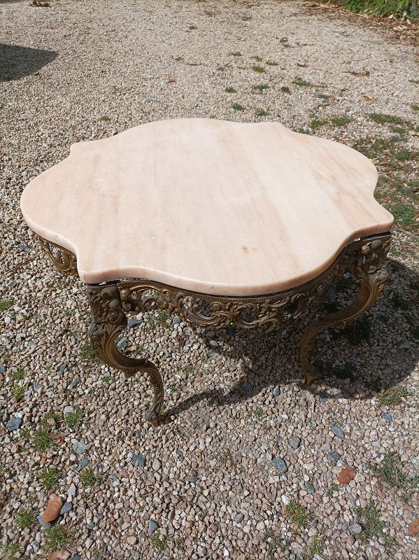 Table basse Plateau Onyx ch�ssis m�tal dor� patin� dpm 08234 20 Ploubazlanec (22)