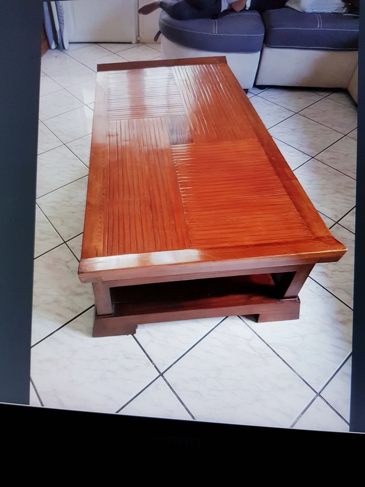 Table basse de qualit� en teck, 2 tiroirs, tr�s bon �tat. 0 Saint-Paul (97)