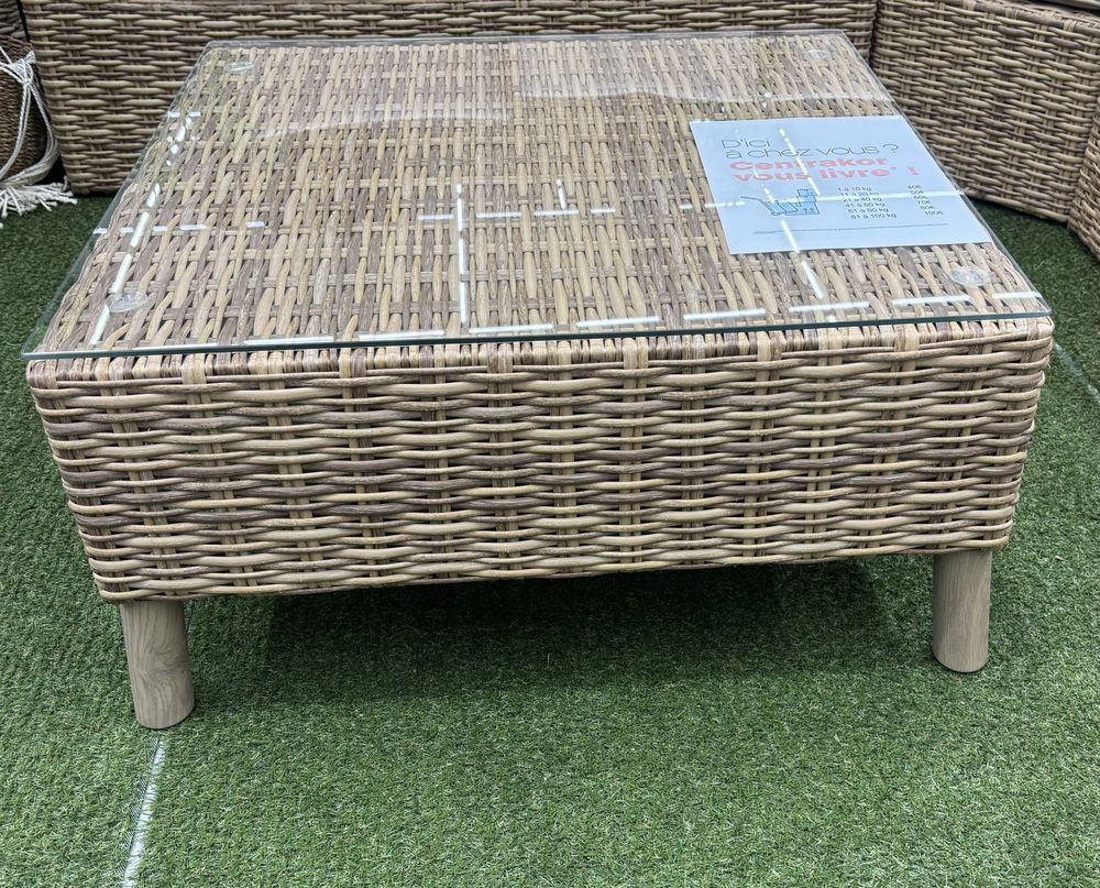 Table basse rectangulaire r�sine, synth�tique tress�  neuve sous emballage. 110 Nice (06)