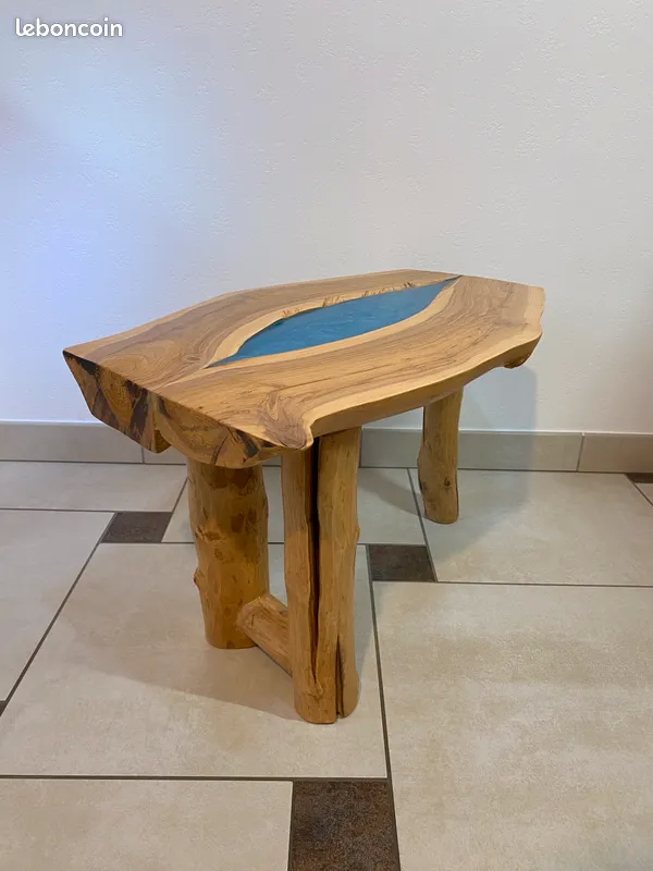 Table basse en r�sine 230 Obernai (67)