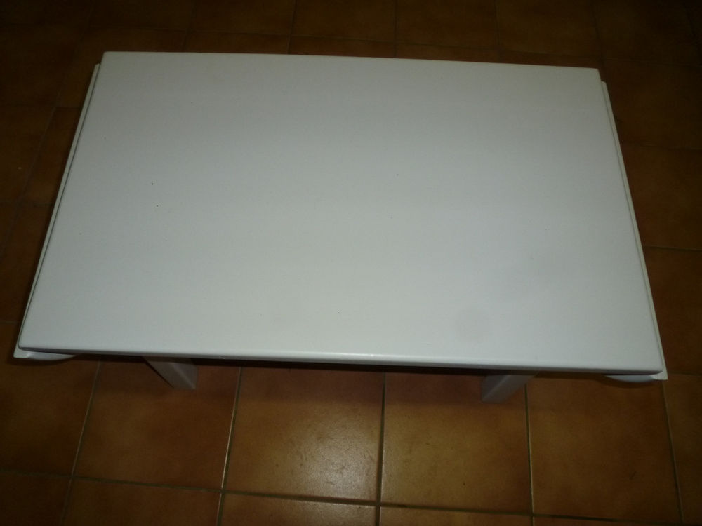 Table basse  salon sapin dor� 30 Montceaux-l�s-Meaux (77)