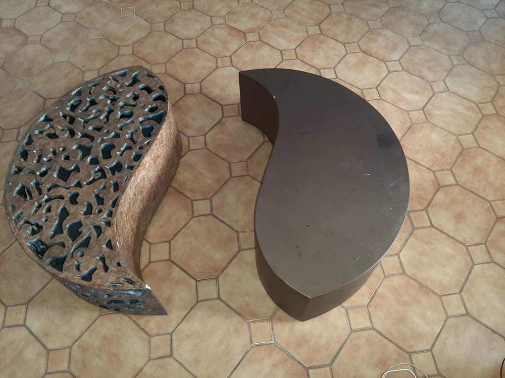 Table basse de salon. 80 Aspremont (06)