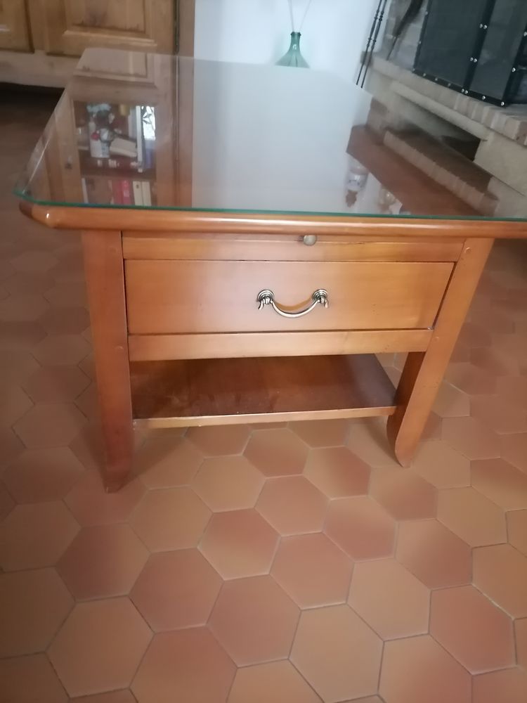 table basse de salon. 200 Eysines (33)